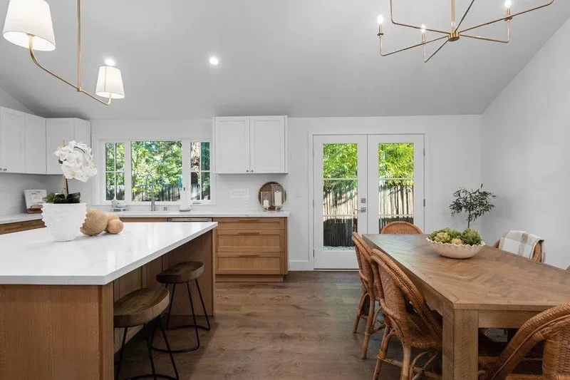 1010 Ringwood Avenue, Menlo Park, California, United States. - Photo 8