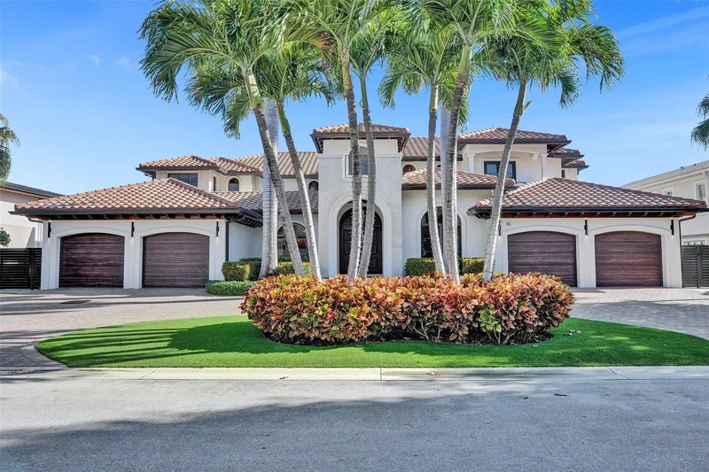 35 Compass Isle, Fort Lauderdale, Florida, United States. - Photo 2