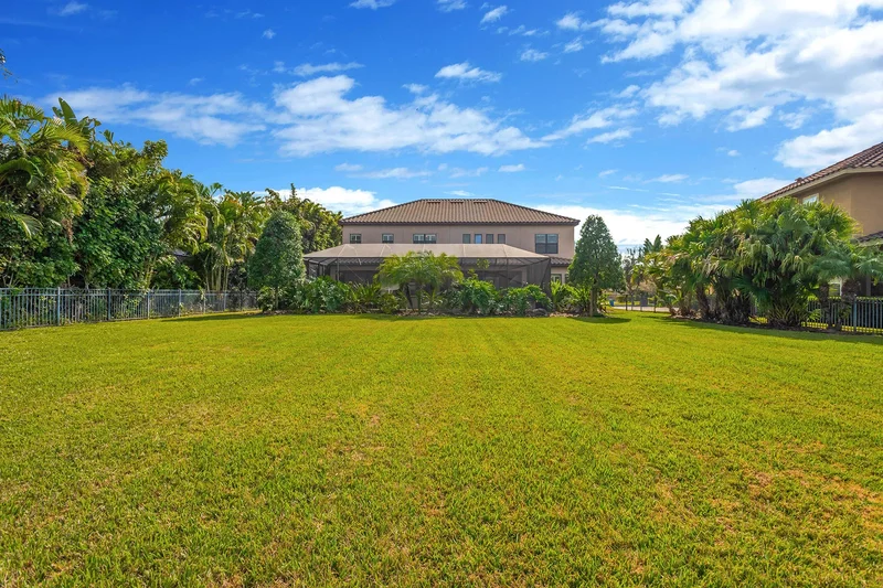 9127 Tillinghast Drive, Tampa, FL 33626, Tampa, Florida, United States. - Photo 12