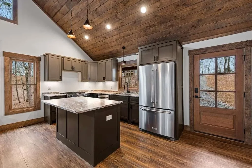 2393 Ada Street, Chicago, Illinois, United States. - Photo 4