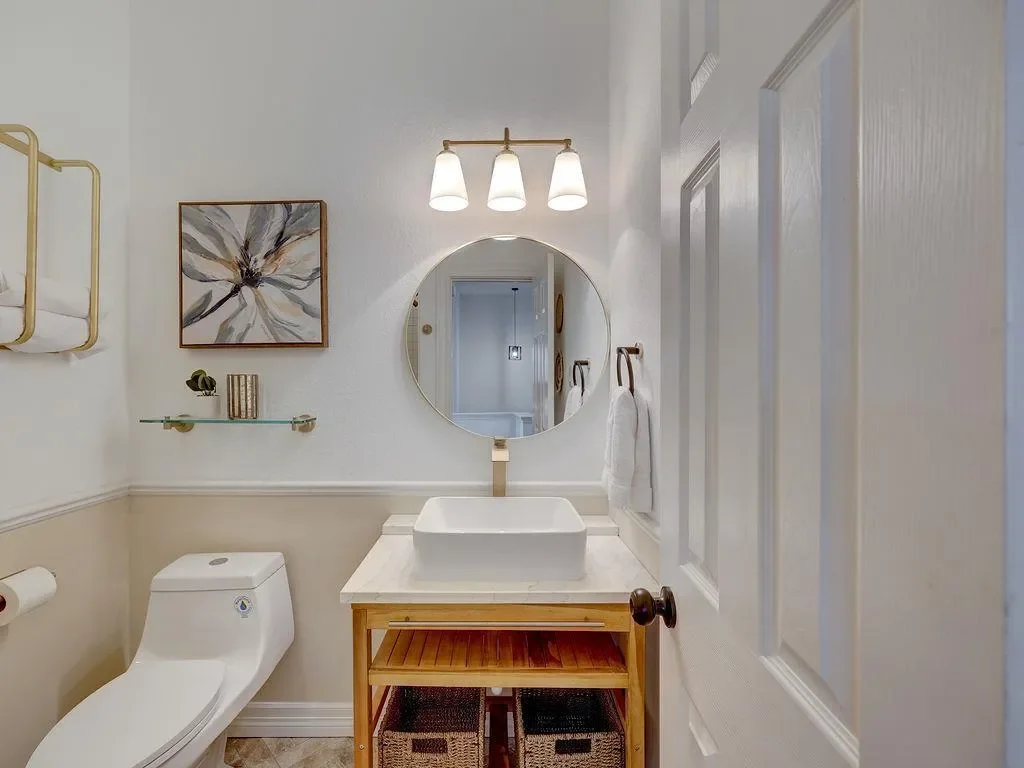 9902 Scenic Bluff DR, Austin, Texas, United States. - Photo 17