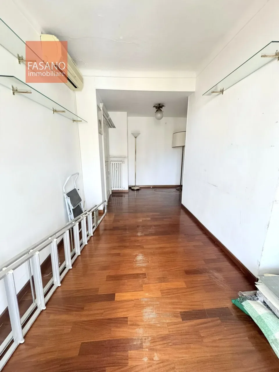 Gallery photo 10