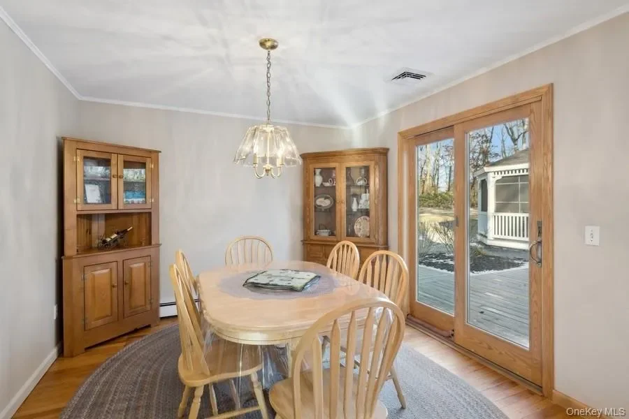258 Church Lane, Aquebogue, New York, United States. - Photo 14