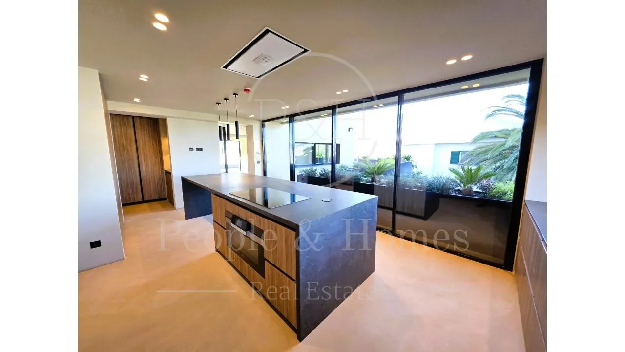Gallery photo 4