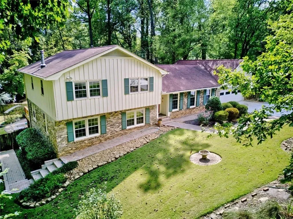 2659 Amberly Drive, Dunwoody, Georgia, United States. - Photo 61