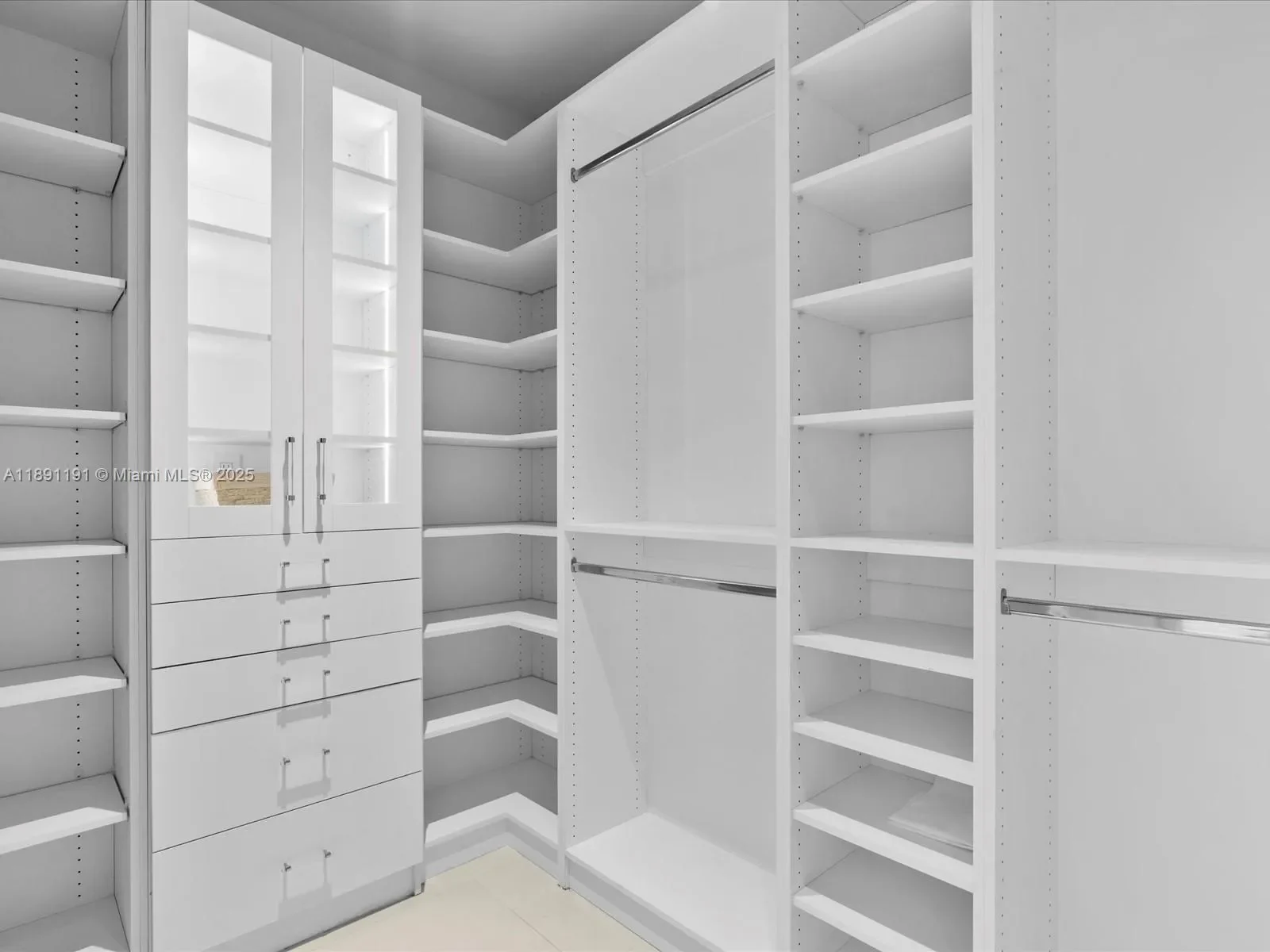 1736 SE 14th St, Fort Lauderdale, Florida, United States. - Photo 23
