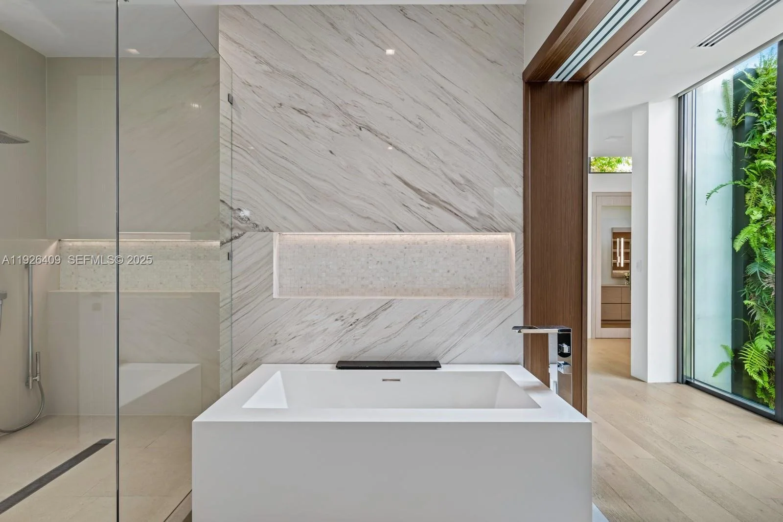 6480 Allison Rd, Miami Beach, Florida, United States. - Photo 42