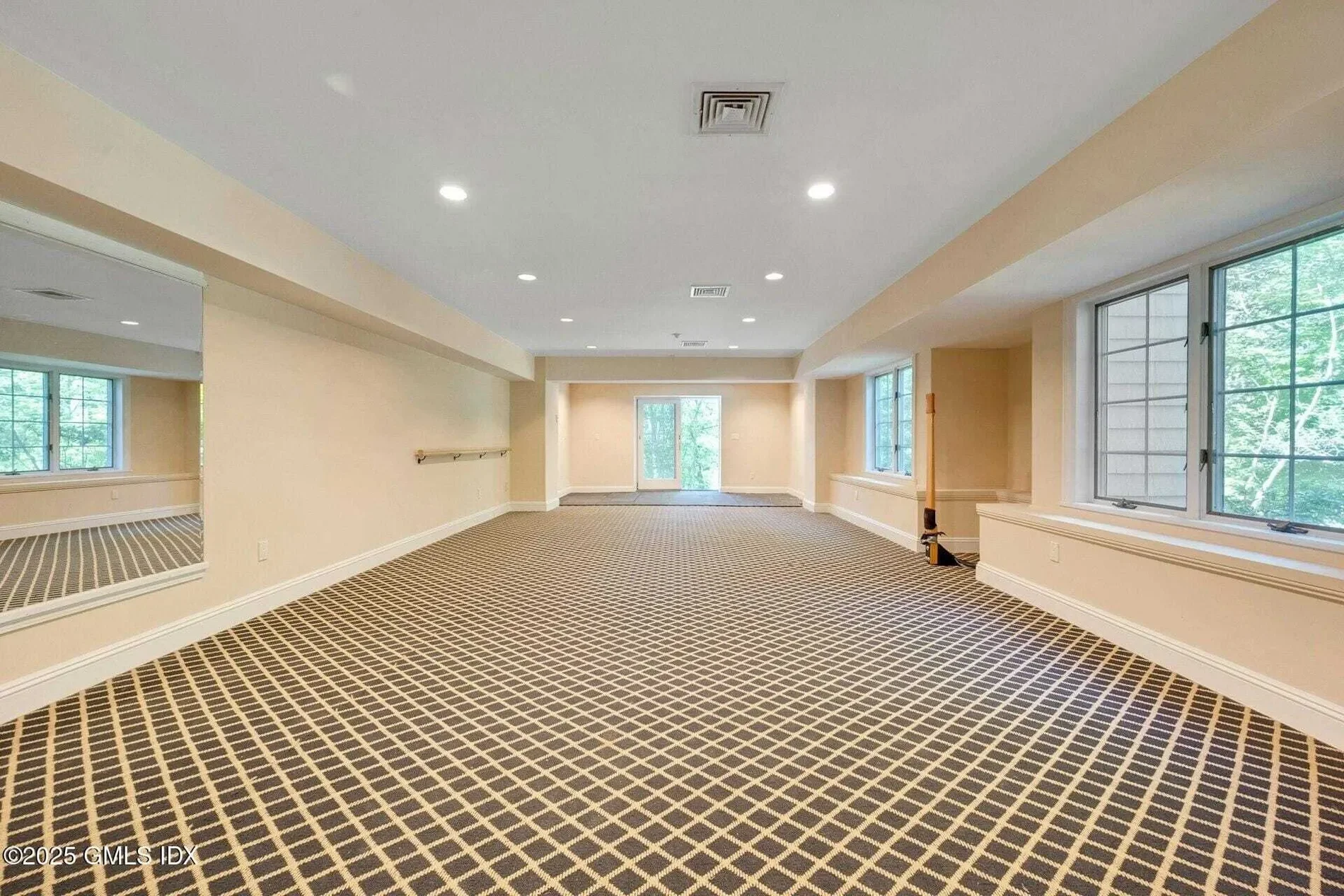 39 Running Brook Lane, New Canaan, CT, 06840, USA, New Canaan, Connecticut, United States. - Photo 25