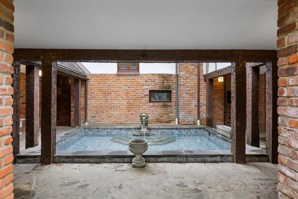 490 East Long Lake Road, Bloomfield Hills, Michigan, United States. - Photo 13