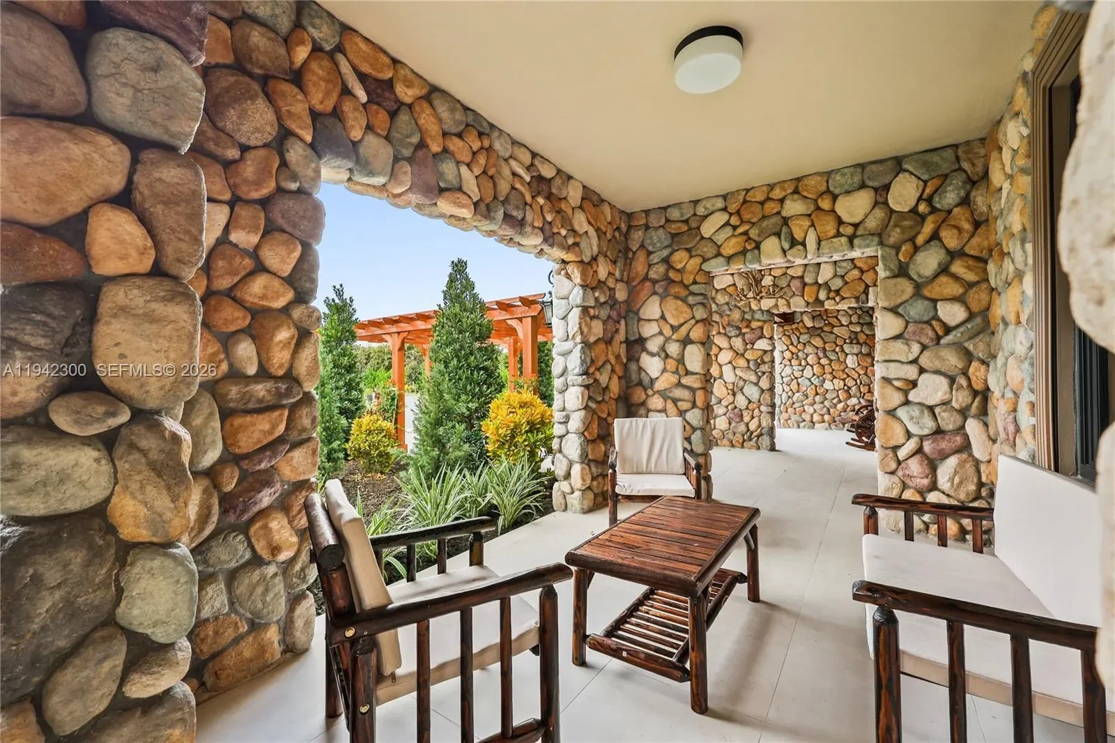 Property photo 11