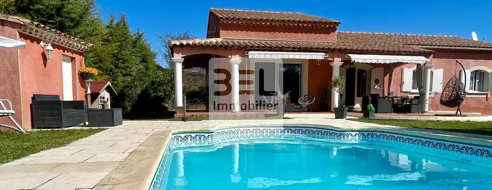 Exterior photo 6