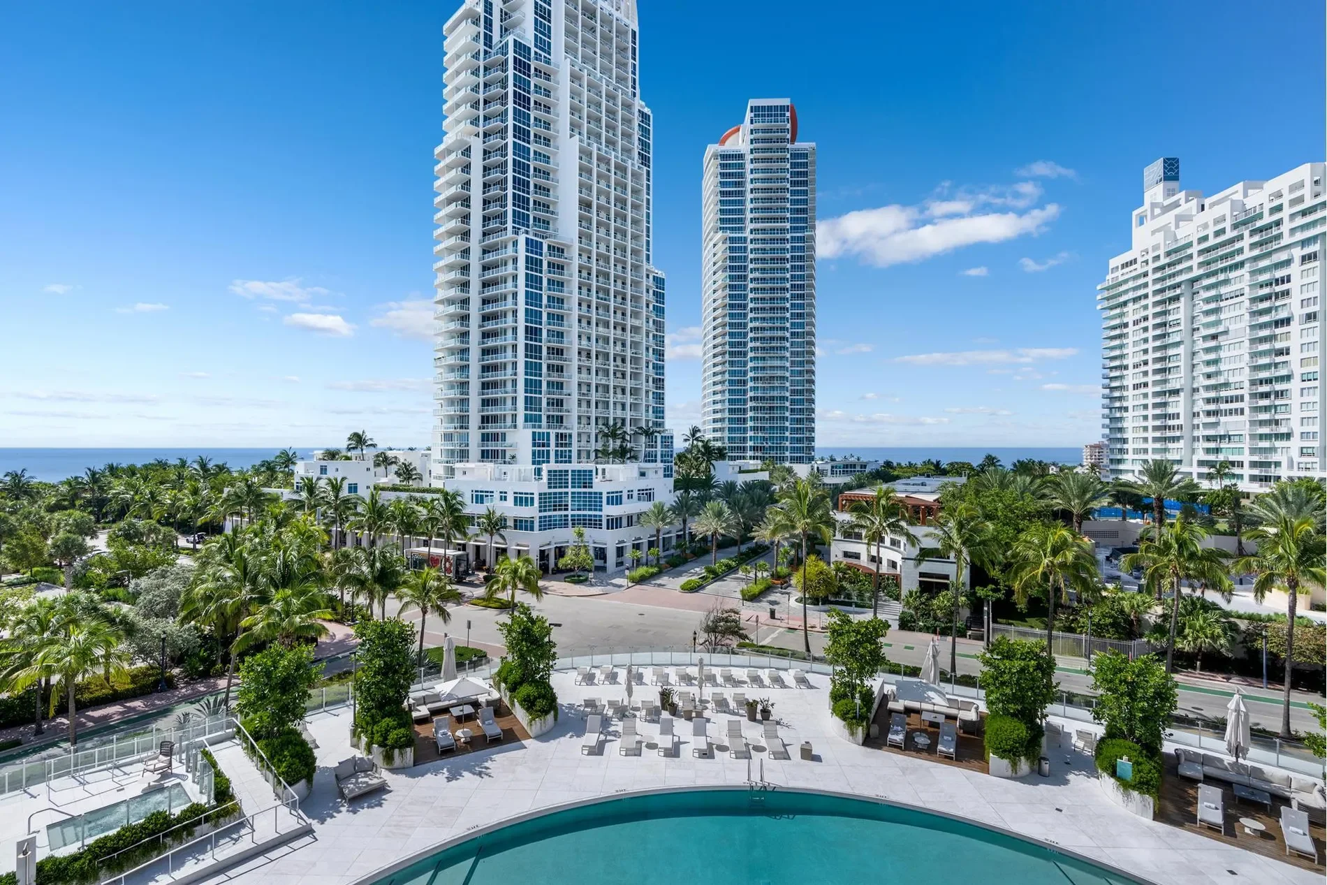 1 Collins Ave, Miami Beach, Florida, United States. - Photo 27