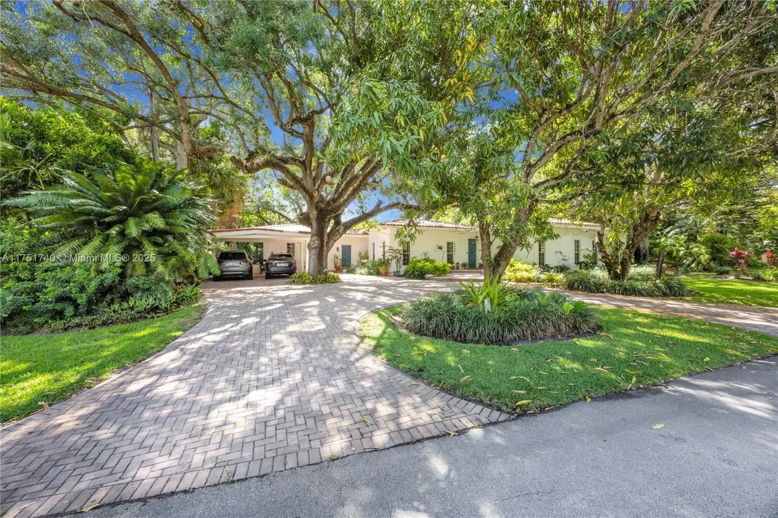 14345 SW 72nd Ct, Coral Gables, Florida, United States. - Photo 3