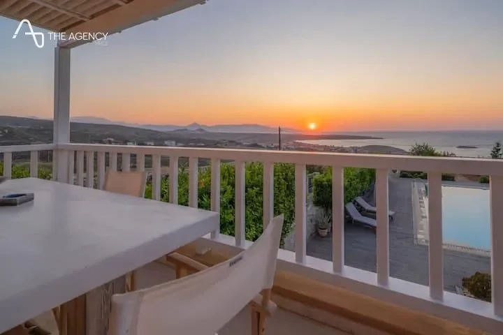 Exclusive 210 m² Villa for Sale in Karteros, Crete €580,000