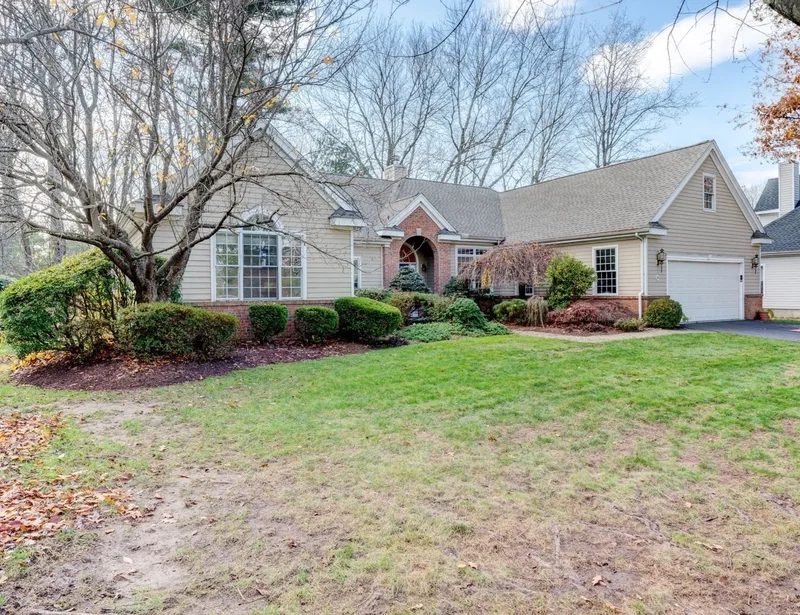 24 Worthington Drive, Farmington, Connecticut, United States. - Photo 24