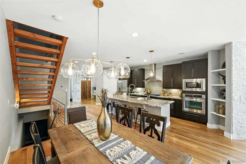 2077 S Clayton Street, Denver, Colorado, United States. - Photo 3