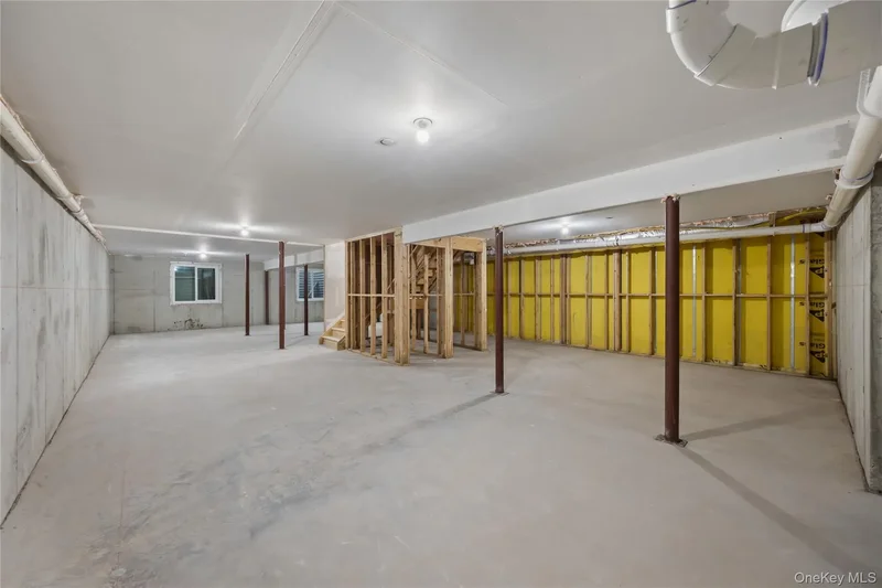 37 Dessau Circle, Spring Valley, NY 10977, Spring Valley, New York, United States. - Photo 42