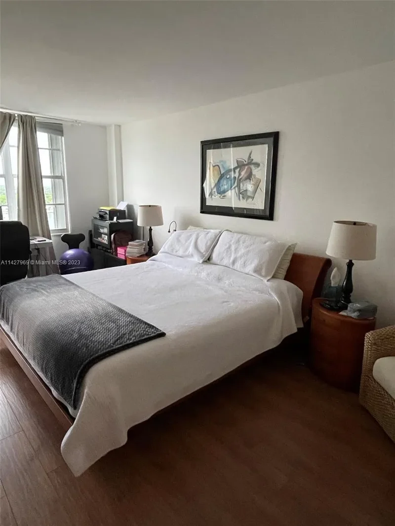5151 Collins Ave 1523, Miami Beach, Florida, United States. - Photo 20