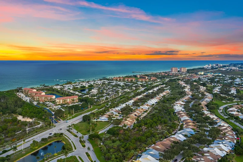 104 Sand Pine Drive , Jupiter, FL 33477, Jupiter, Florida, United States. - Photo 25