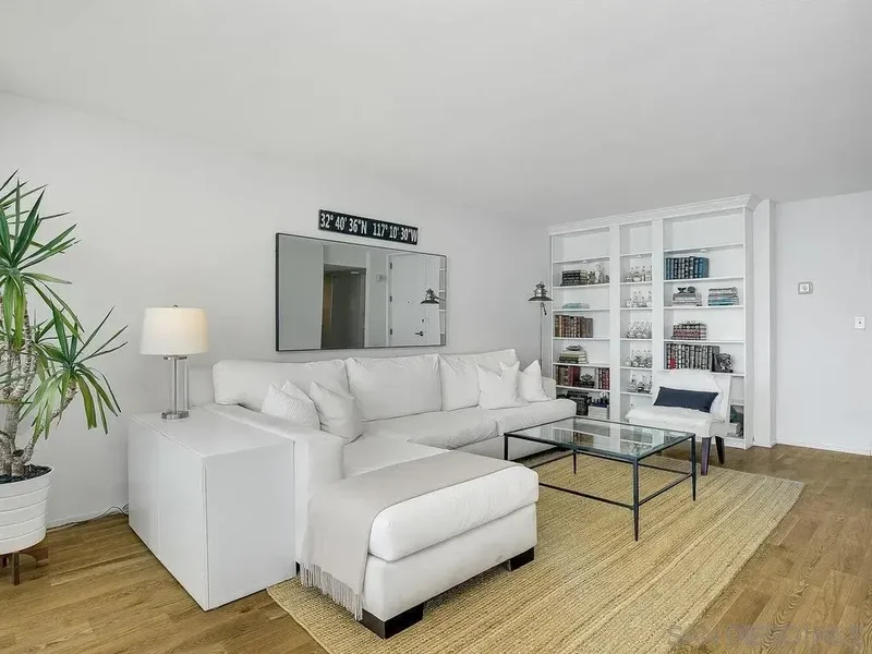 1760 Avenida Del Mundo Unit# 1205, Coronado, CA 92118, Coronado, California, United States. - Photo 32