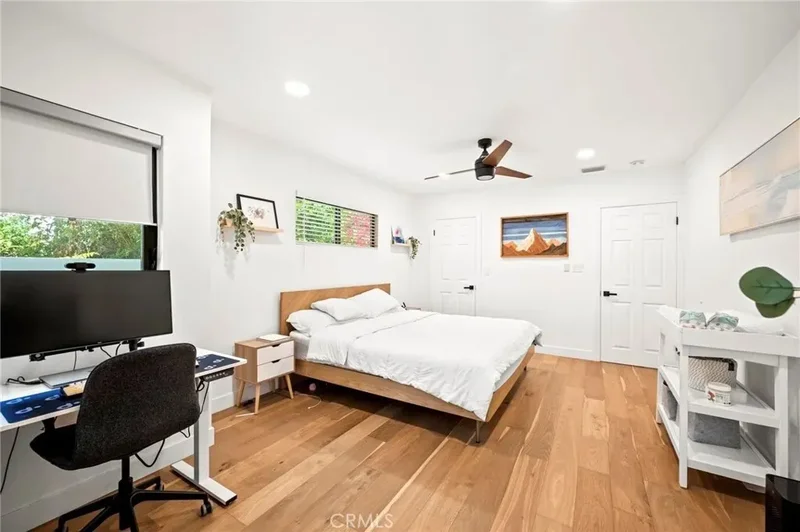 3345 Oakhurst Avenue, Los Angeles, California, United States. - Photo 10