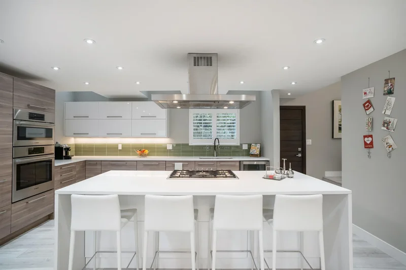 Lovely Family Home at Sandy Cove Beach!