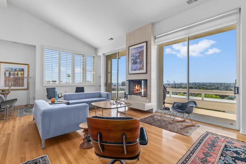 425 Vía El Chico , Redondo Beach, CA 90277, Torrance, California, United States. - Photo 9