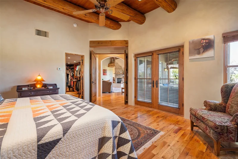 7 Plaza Molleno, Santa Fe, NM 87506, Santa Fe, New Mexico, United States. - Photo 41
