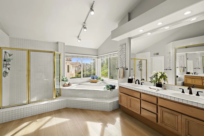 27041 Ironwood Drive , Laguna Hills, CA 92653, Laguna Hills, California, United States. - Photo 23