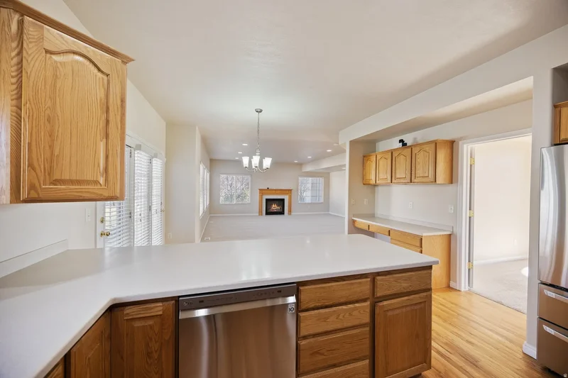 346 W 625 N, Lindon, Utah, United States. - Photo 24