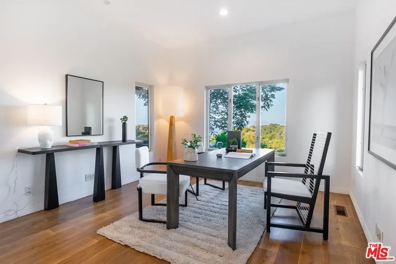 21965 Saddle Peak Rd, Topanga, CA 90290, Topanga, California, United States. - Photo 30