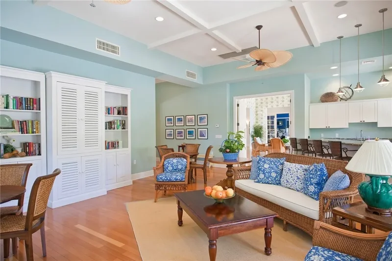 9025 Somerset Bay, 302 - Vero Beach, Florida