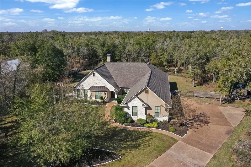 4662 Hidden Springs Way, College Station, TX 77845, College Station, Texas, United States. - Photo 45