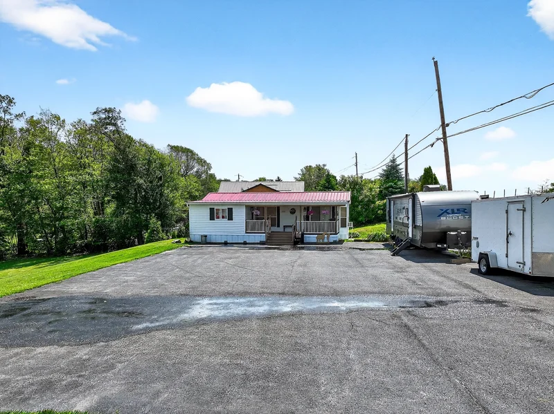 260 Stouffer Hill Road , Friedens, PA 15541, Friedens, Pennsylvania, United States. - Photo 45