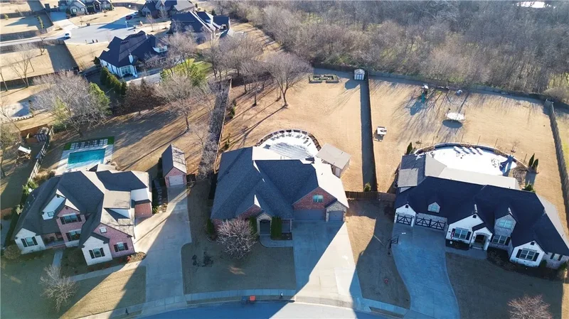 208 Cascade Circle, Cave Springs, AR 72718, Cave Springs, Arkansas, United States. - Photo 60