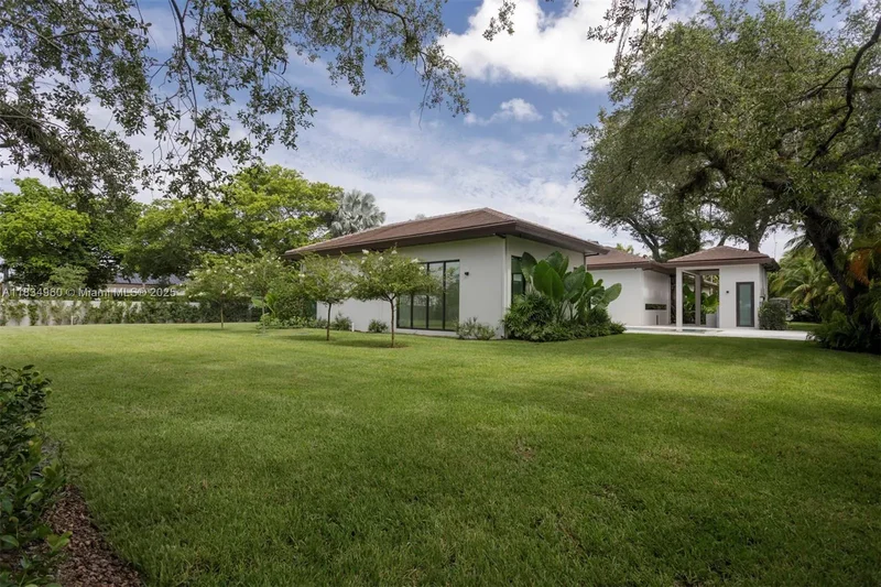 6445 SW 102nd Ave, Miami, Florida, United States. - Photo 15