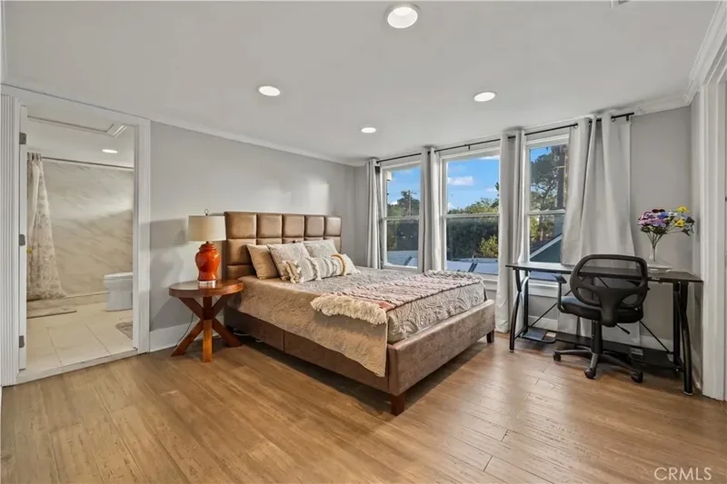 790 N El Molino, Altadena, California, United States. - Photo 24