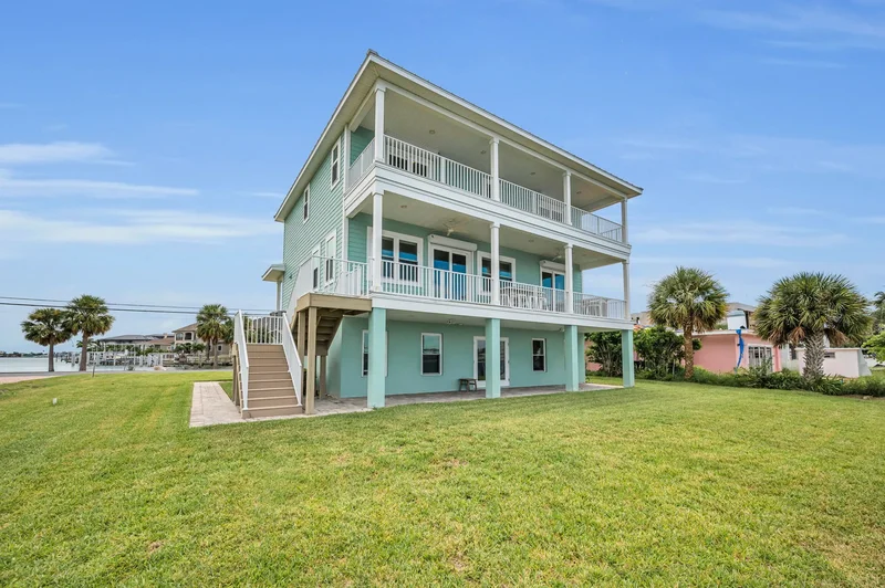 339 55th Ave, St Pete Beach, FL 33706, St. Pete Beach, Florida, United States. - Photo 58