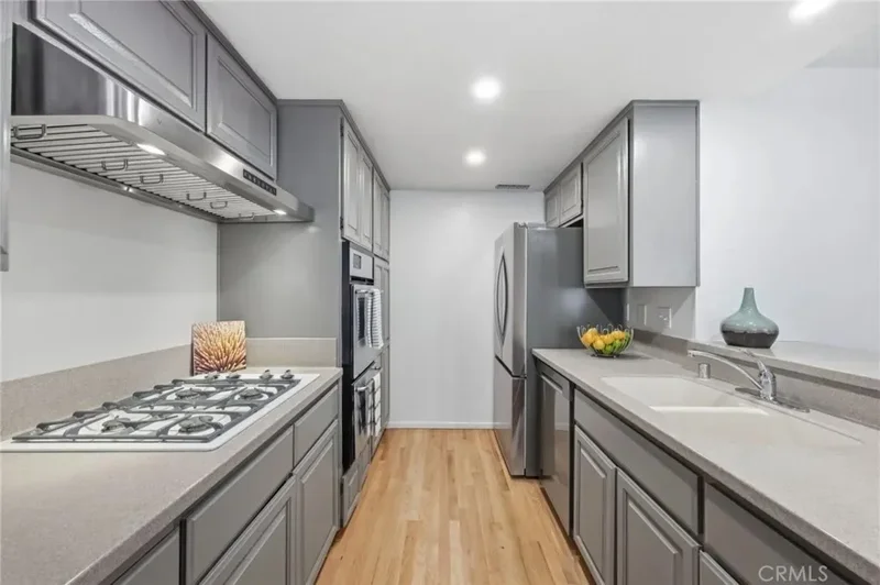 4320 Glencoe Avenue 2, Marina del Rey, California, United States. - Photo 29