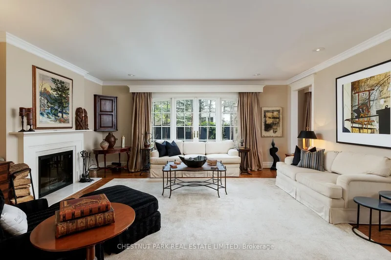 20 McKenzie Avenue, Toronto, Ontario, Canada. - Photo 2
