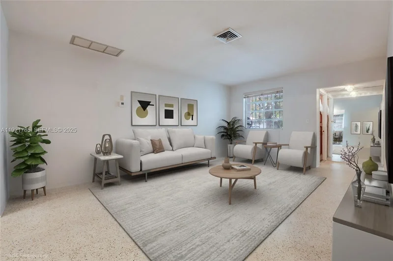 536 Minorca Ave, Coral Gables, FL, 33134, USA, Coral Gables, Florida, United States. - Photo 2