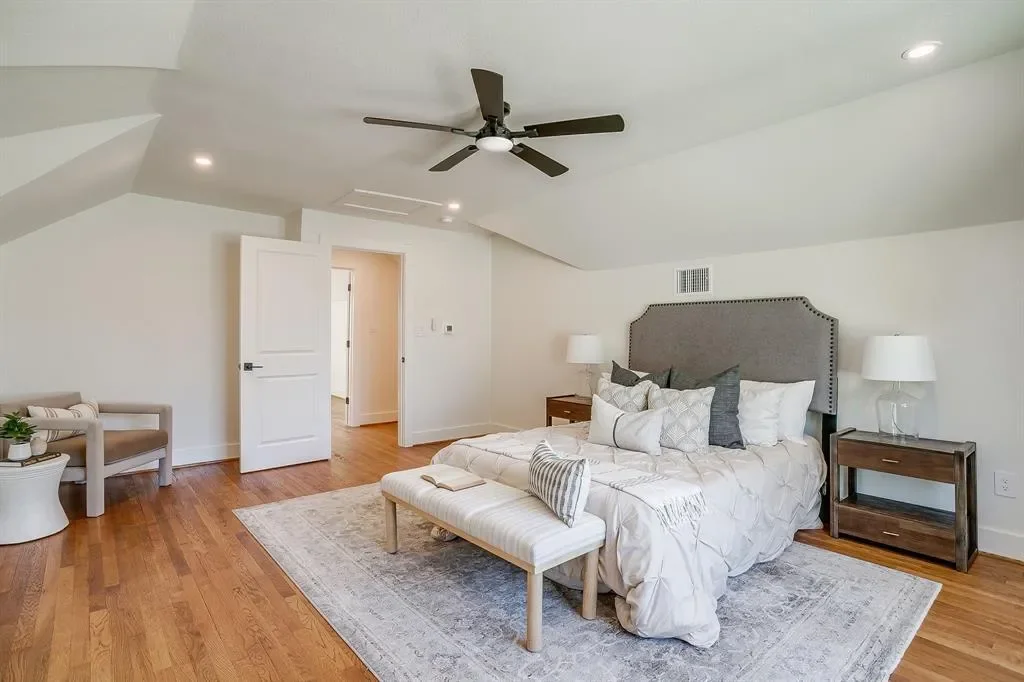 2560 Rogers Avenue, Fort Worth, Texas, United States. - Photo 18