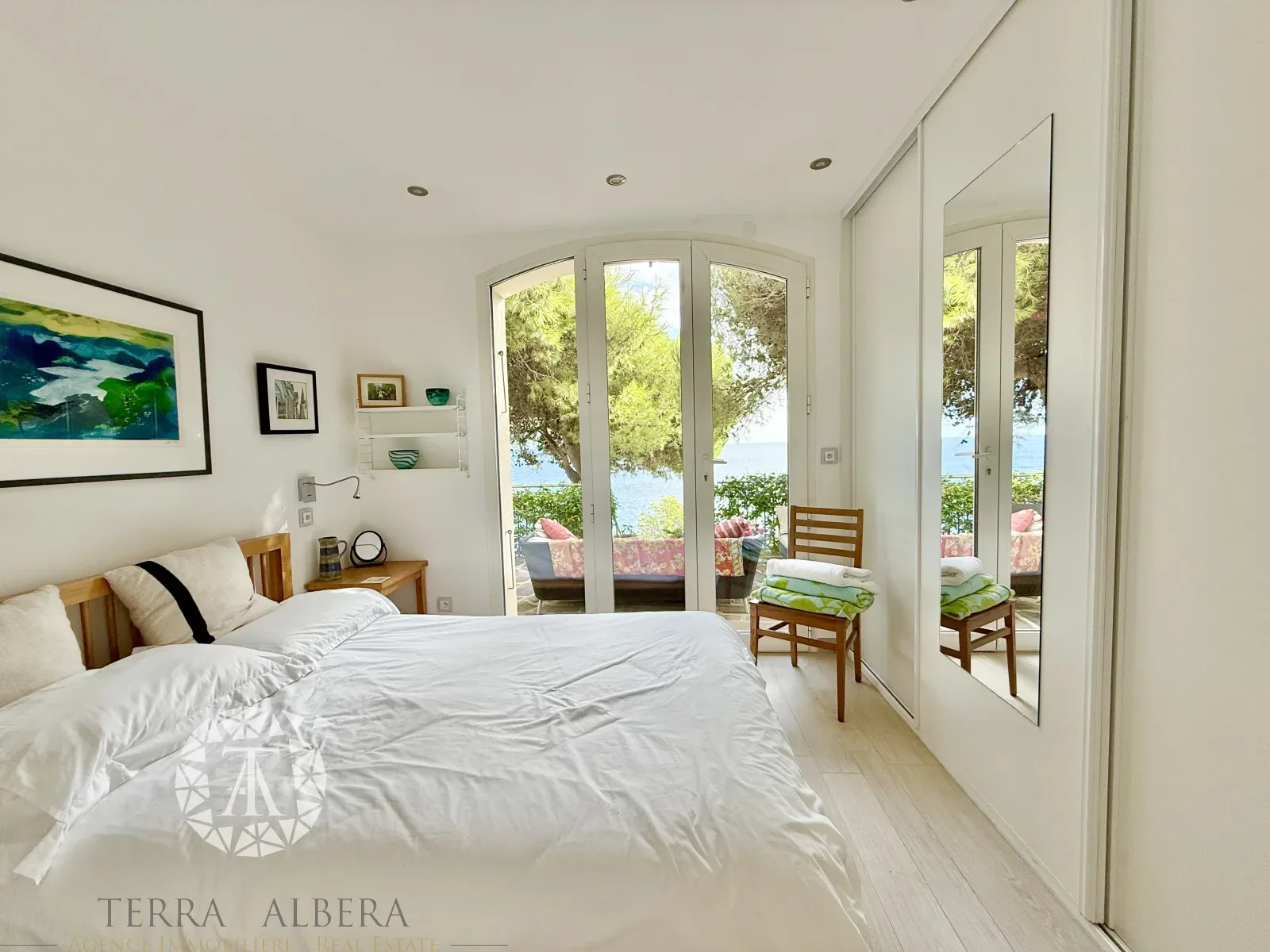 Gallery photo 12