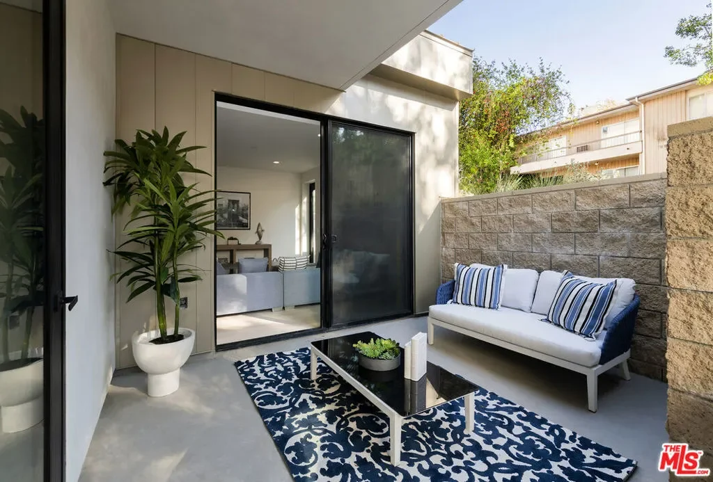 3649 Regal Place 102, Los Angeles, California, United States. - Photo 3