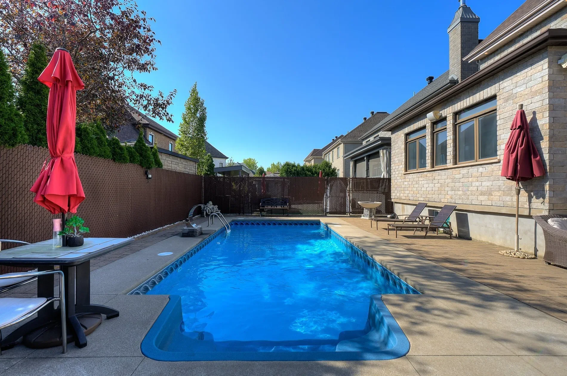 Exterior photo 10