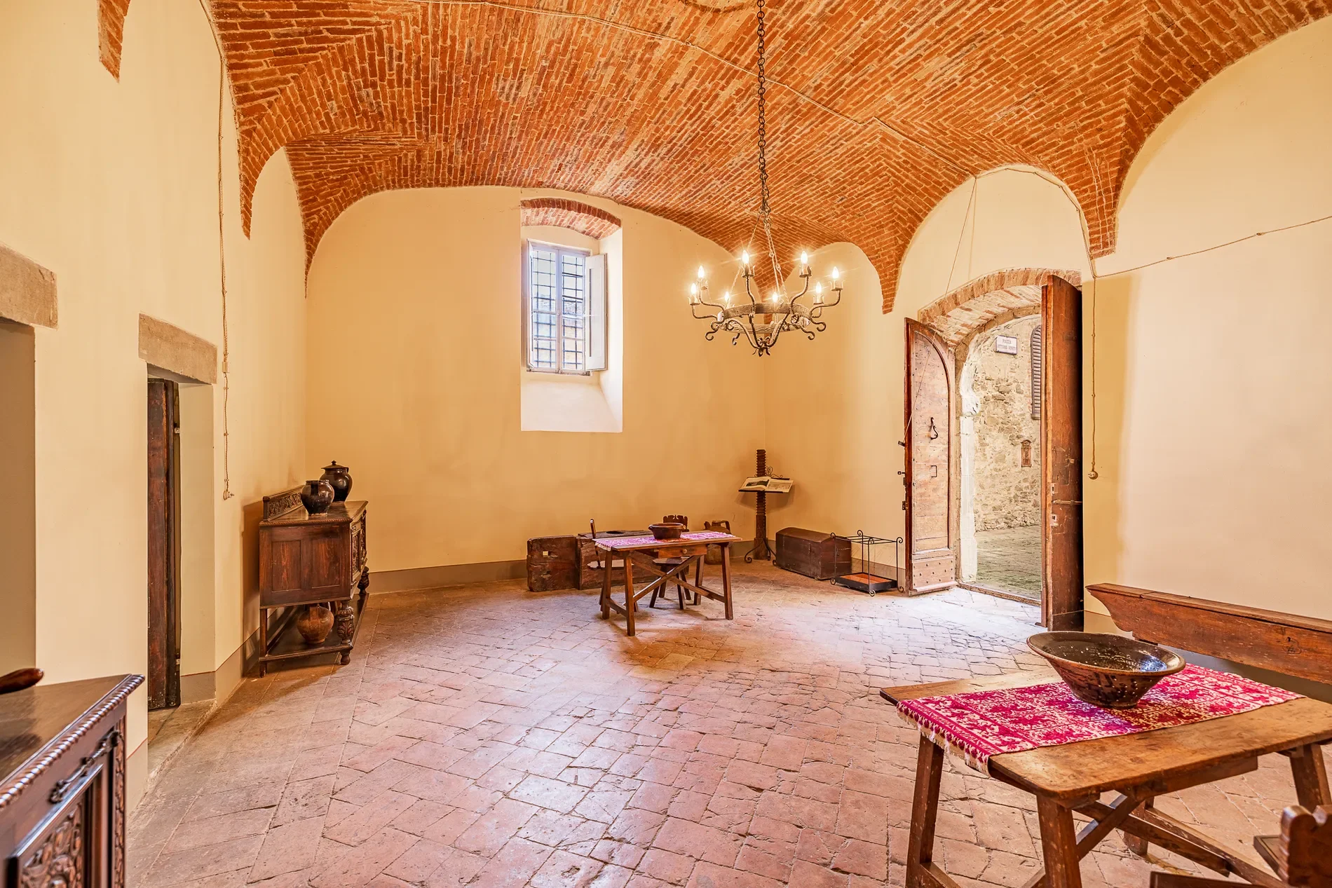 Spina PG, Italy, Spina, Umbria, Italy. - Photo 27