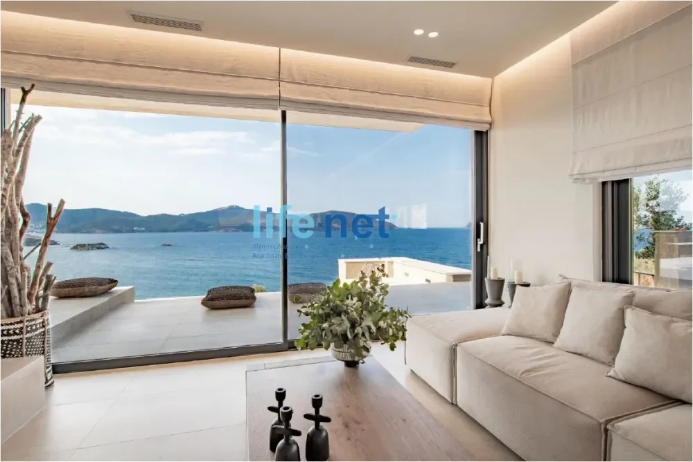 Gallery photo 3