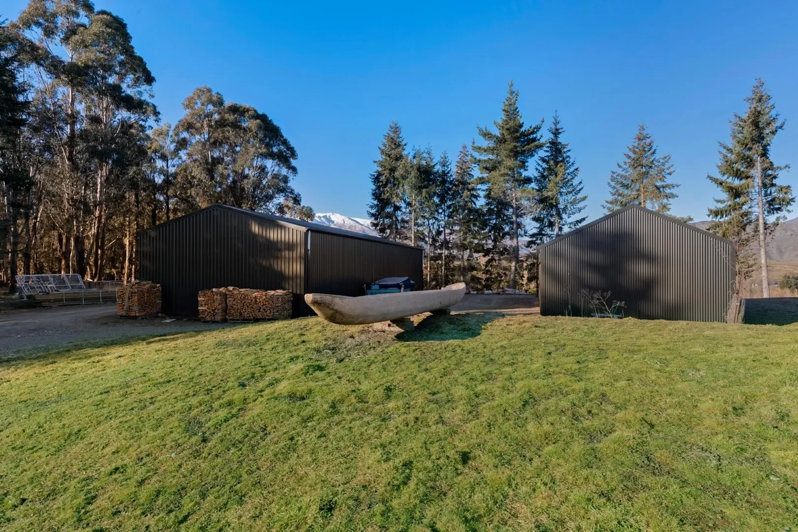 Exterior photo 9