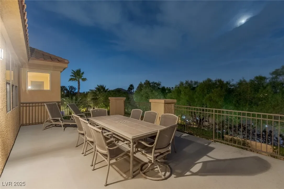 8095 Dark Hollow Place, Las Vegas, Nevada, United States. - Photo 79