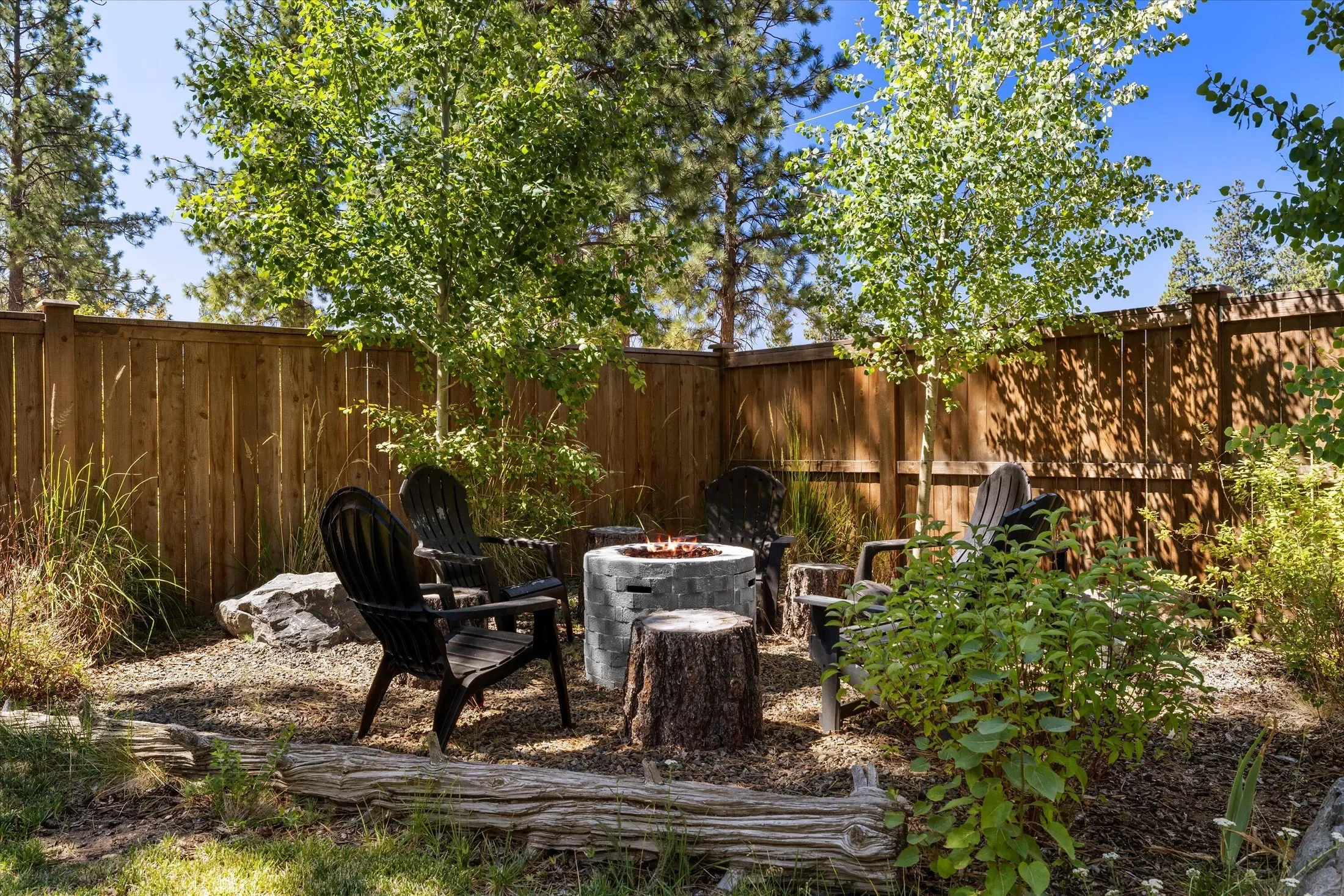 1181 NW Singleton Place, Bend, Oregon, United States. - Photo 56